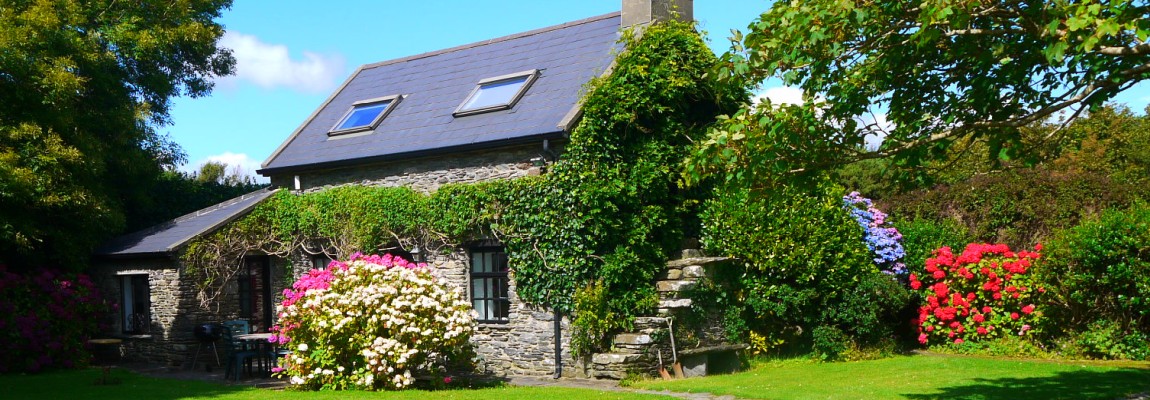 Laze Around in Rock Cottage